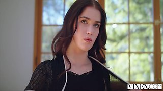 Evelyn Claire, Alex Jones And Jade Nile In Gets Help From Her Roommate To Open Her Boyfriends Eyes 12 Min