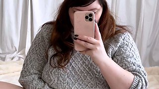 Amateur hottie solo masturbation