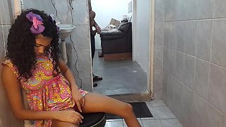 Skinny girl in the bathroom Leo ogre her ass