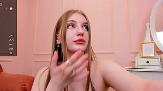 Amateur Blonde Teen Plays Solo with Toy Webcam Porn