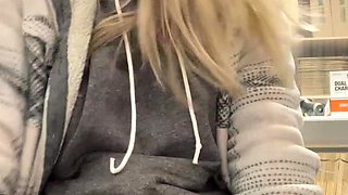 Amateur Blonde Teen Plays Solo with Toy Webcam Porn