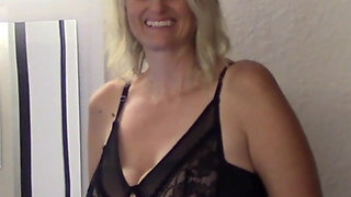 MILF Looking Sexy in Black Lingerie