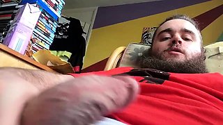 Fat guy puts his thick cock on display on the webcam