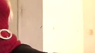 Natalie Pole-tied Cleavegagged