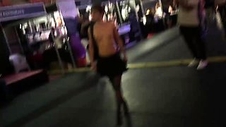 Amateur Group Sex beside Hot Chicks