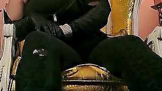 Misress Monika Schmidt Crushing Spitting Feeding Verbal Humiliation Sph in Leathergloves