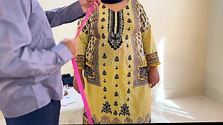 Tailor Fucked Big Assed Ayesha Aunty - Desi Big Ass Aunty Fucked by Tailor in Shop