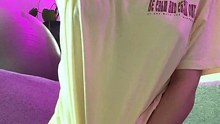 amateur amali2015 flashing ass on live webcam