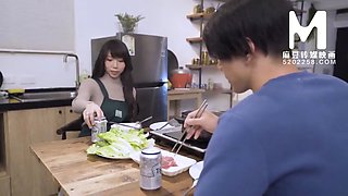 Domestic Madou Media WorksSlutty Sister Seduces Brother-in-lawFree to Watch