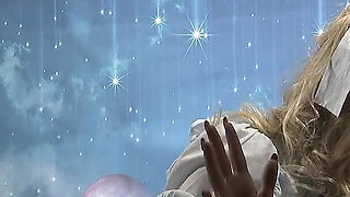 Izzy Delphine - 390 - Photoshoot Backstage