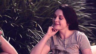 Dainty Brad Newman and Petra Blair - outdoor hand job clip - ForPlay Films