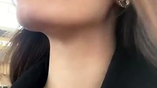 Shy_priincess masturbates in public toilet