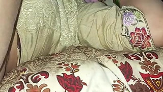 Greedy aunty fucked by delivery boy when her husband's work at office