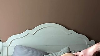 Close up amateur beauty uses her toy to masturbates