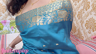 Indian Hot Beautiful Bhabhi Saree Romance and Fucking