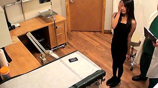 Alexa Chang goes to a perverted gynecologist