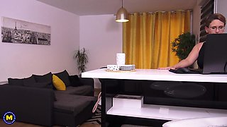 French Mom Just Loves A Big Hard Cock Up Her Ass And Pussy - MatureNl