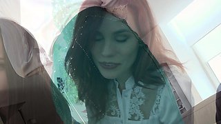 MILF amateur handjob blonde on knees receiving bukkake