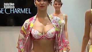 Paparazzi-Naked Hollywood Actresses-004 Fashion Lingerie