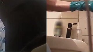 #90 Maidservant Bathes Male
