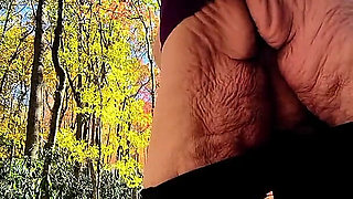 Taking a Pussy Bath Making a Squirting Path