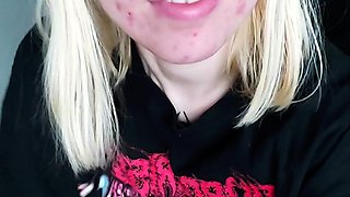 Big boobs milf masturbates with her dildo
