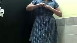 I strip and demonstrate my great body before masturbation in the toilet