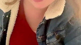 BBW Big Butt in Public Bathrooms