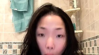 Amateur brunette ariana marie solo toying