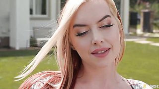 Cubbi Thompson's long legs video by Blacks On Blondes