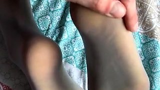 Amateur Foot Fetish Girlfriend Sucks and gives a Footjob