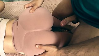 Can't have a full-on fuck-fest, just some awkward grinding with fit girl Meetmemore