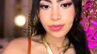 Big boobs milf masturbates with her dildo