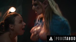 Horror porn with kink nurse Anna Claire and demon Ashely Lane with 3 boobs