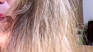 Korean camgirl drilling her hairy pussy with a big toy