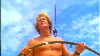 Black and white lesbian pussy licking in 69 position