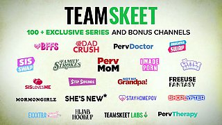 Stepson hits stepmom's gigantic bootie while hubby is locked in the bathroom