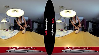 Putzfrau Wieder Auf Abwegen - Huge Double Dildo with German MILF Insertion