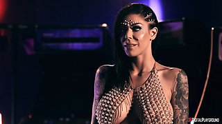 Ebony Demi Sutra hot lesbian sex