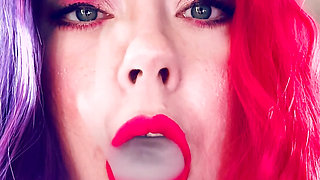 Chubby Cougar Tina Snua Smokes A Cork Tipped Cigarette In Latex Gloves -