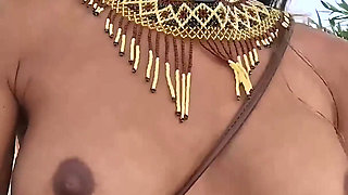 689162460082483200.mp4