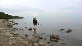 Nomi loves to fish and play afterwards - WeAreHairy