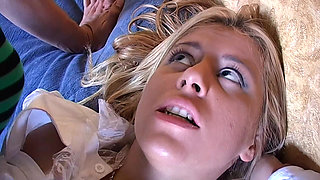 Hot Teen Amateur Sex and Pussy Creampies Close up