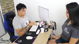 I Fuck the Employee for a Job Promotion in the Company