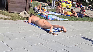 oiled pawg sunbath