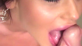 Gorgeous Rachele Richey gets loved up & fucked in Vegas