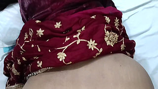 Tamil bhabhi Vamika was fucked in doggy style