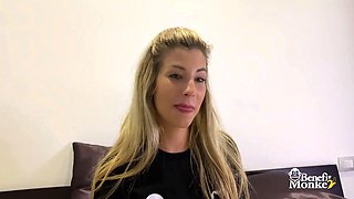 Dirty blonda – Shona River shoots a load hard playing with her dildos on the couch  benefit monkey