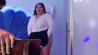Seducing the Night Club Waitress to Dance Me on the Tube and Her