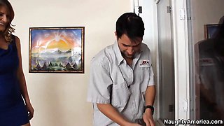 Robbye Bentley's steamy rendezvous with splendid young install professional